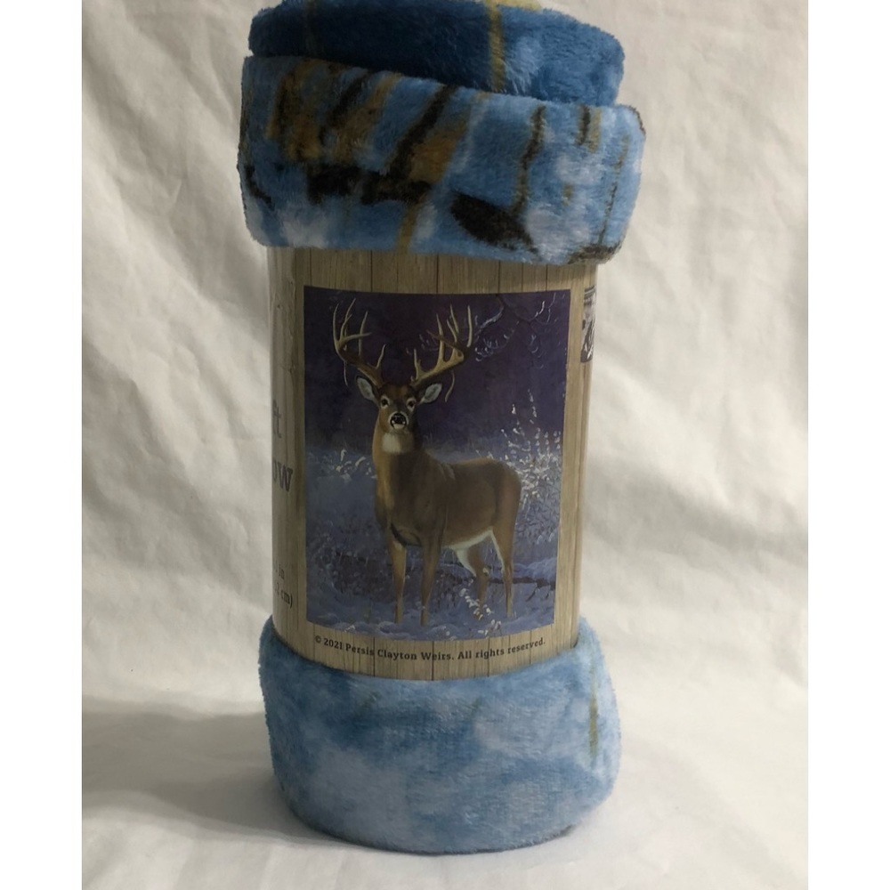 Soft throws cozy Deer wildlife natural habitat graphic brown Size 50in x 60in